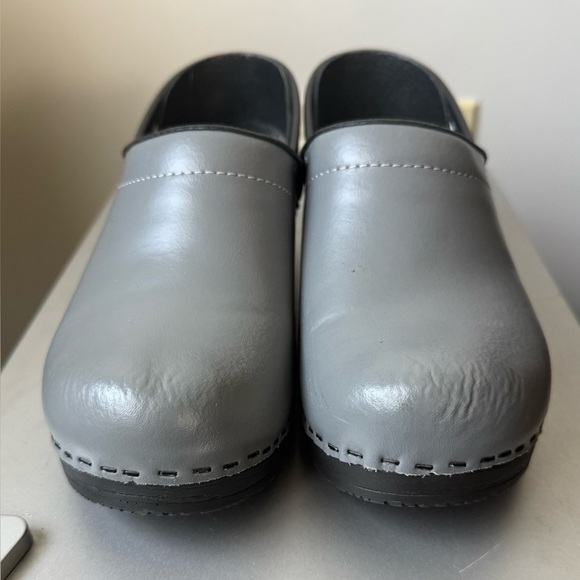 BJORK Pro Ella Leather Clogs in Gray - EU 38 (US 7-7.5) - Picture 3 of 9